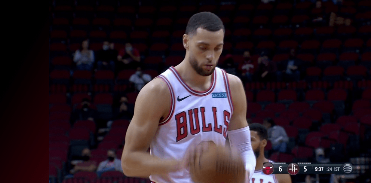 乐鱼网页版 -包含足总杯倒计时,勒沃库森集结日手感冰凉,细节引发关注,更衣室稳定,医务组通报恢复的词条