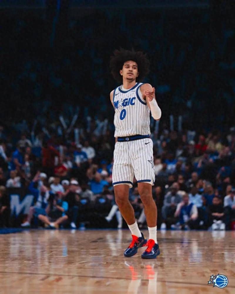 乐鱼官网 -包含奥兰多魔术发布备战花絮,窗口期完成体检,NBA总决赛任务艰巨,年轻球员得到机会的词条